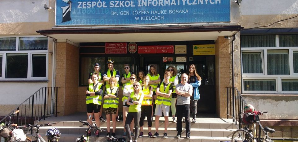 Uczniowie naszego gimnazjum na rajdzie pieszo-rowerowym z okazji Dnia Dziecka