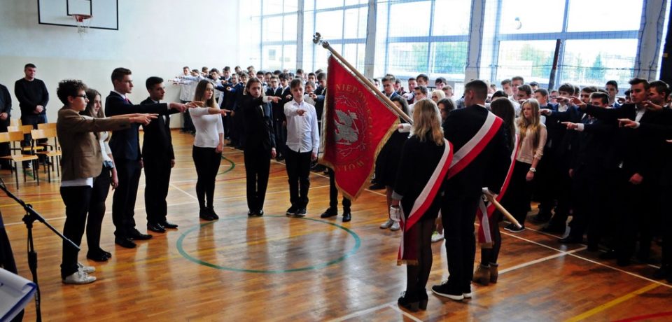 Ślubowanie klas pierwszych
