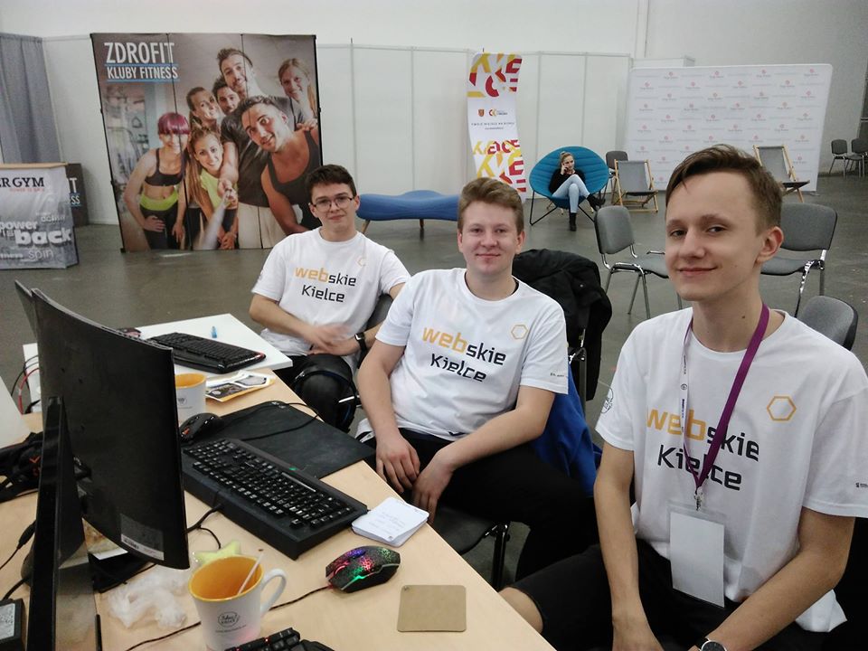 Reprezentanci Informatyka próbują swoich sił w Hackathonie Idea Kielce