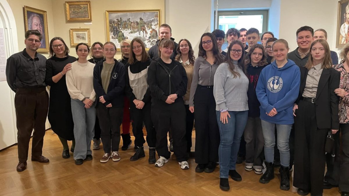 Spotkanie z Mateuszem Pakułą